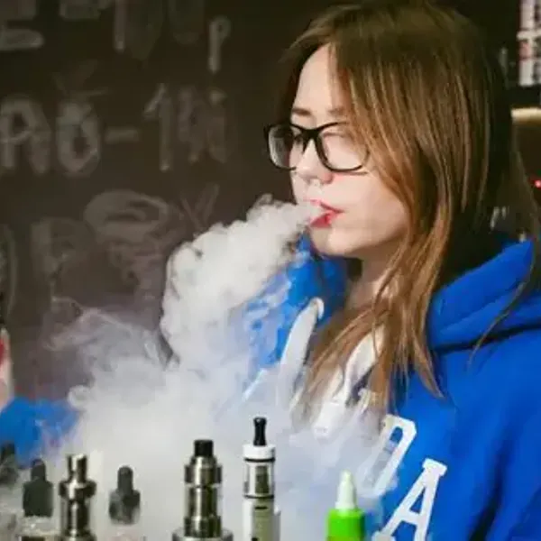 Vape Age Verification: The Critical Shield Safeguarding Your Wholesale Vape Success – Don’t Risk It! 1 Squonk Vape